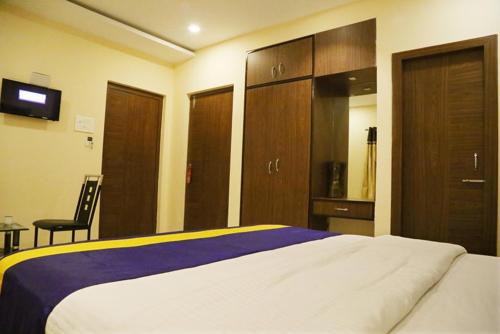 Oyo 460 Hotel Ivory Residency Calcutta Exteriör bild