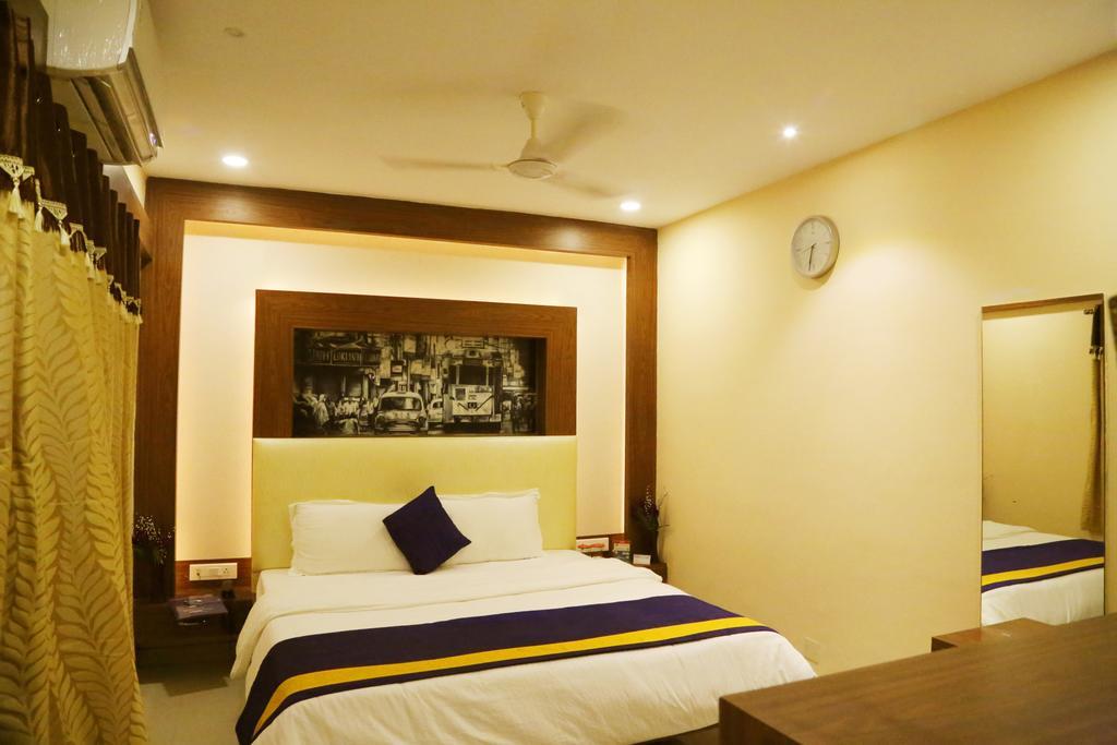 Oyo 460 Hotel Ivory Residency Calcutta Exteriör bild