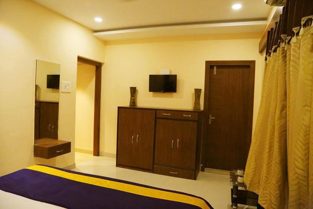 Oyo 460 Hotel Ivory Residency Calcutta Exteriör bild