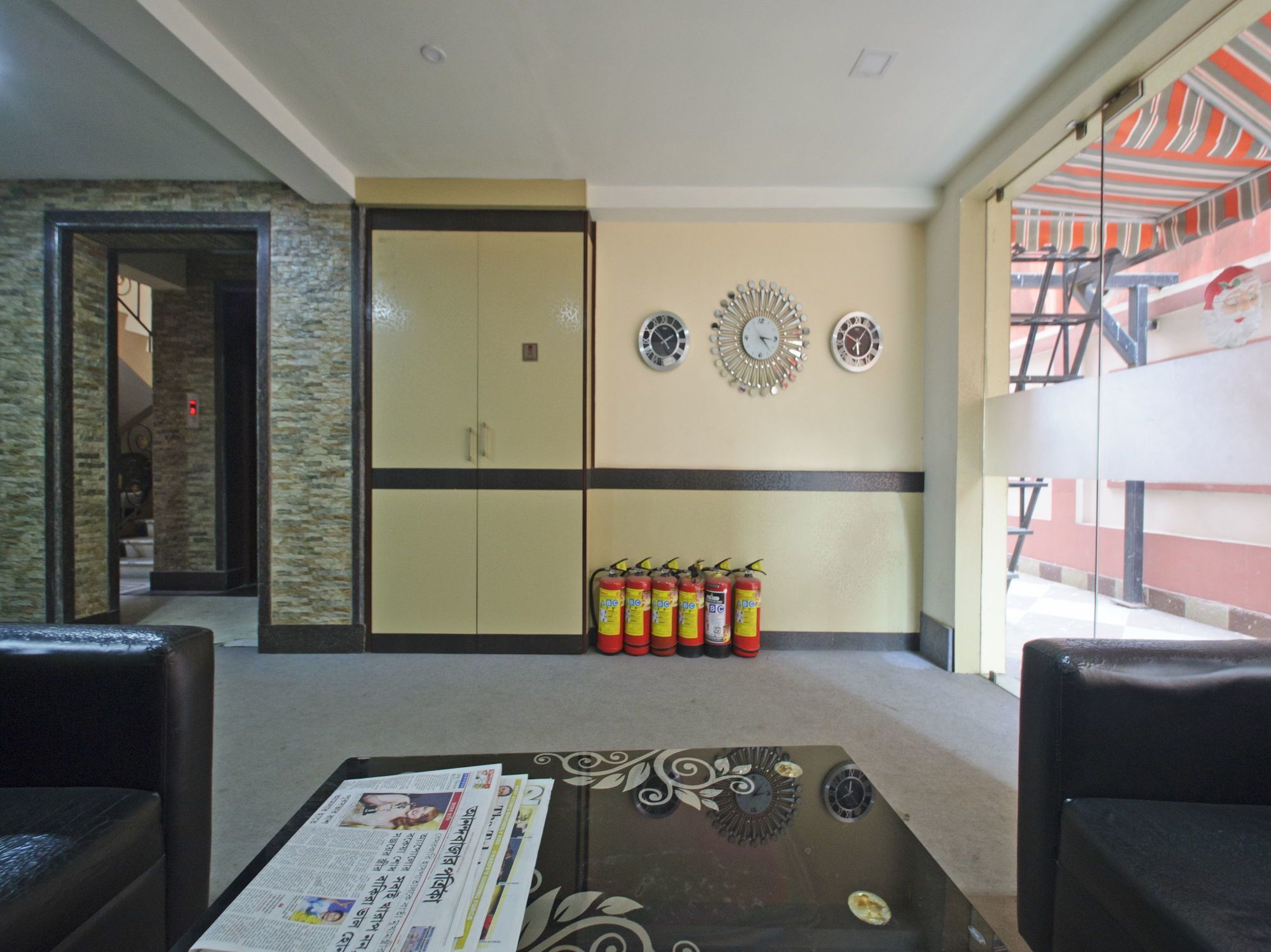 Oyo 460 Hotel Ivory Residency Calcutta Exteriör bild