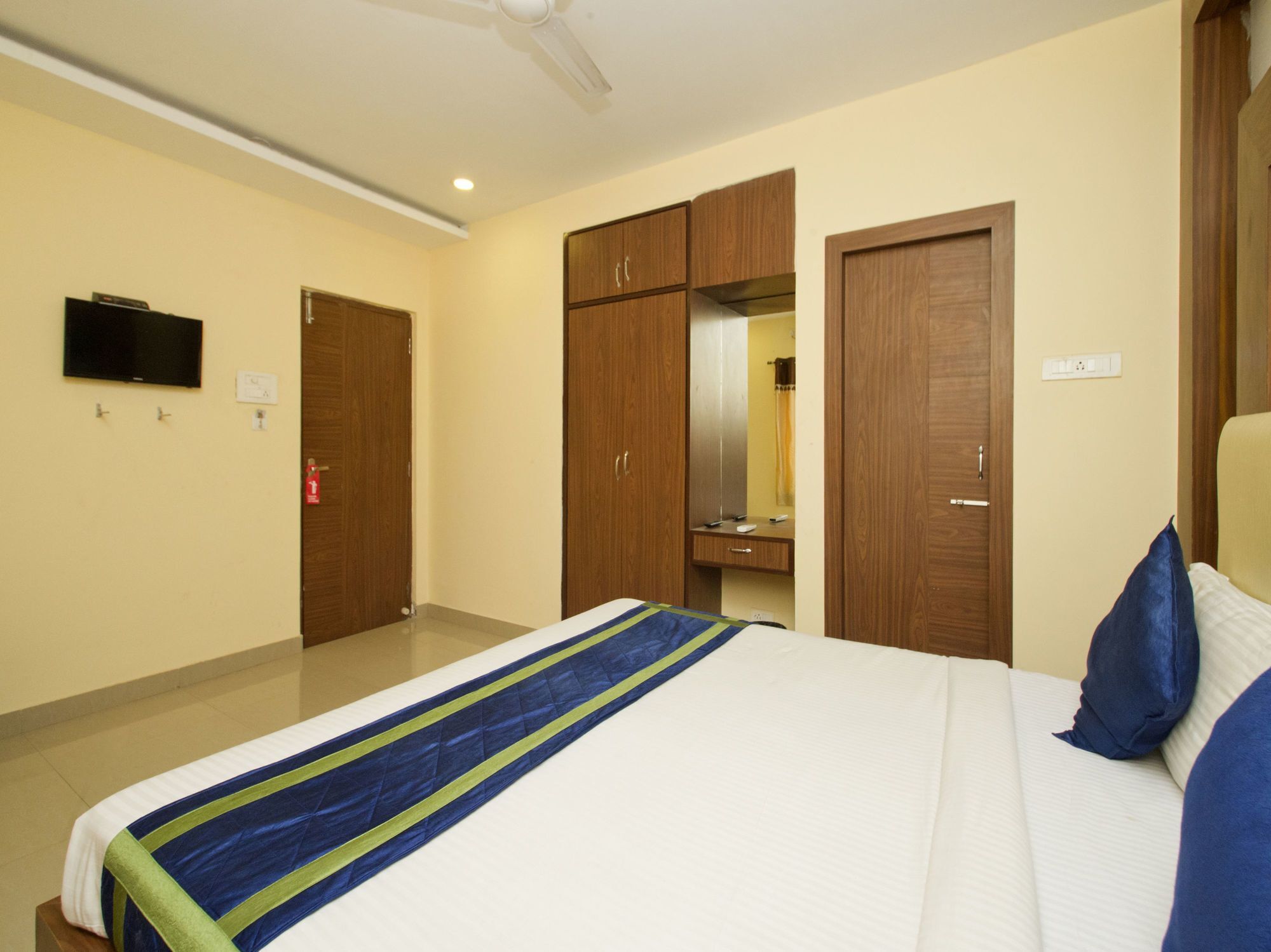 Oyo 460 Hotel Ivory Residency Calcutta Exteriör bild